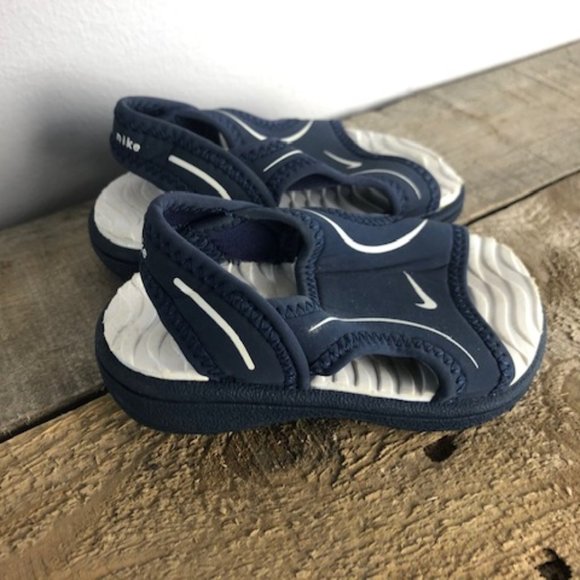 baby nike sandals size 3